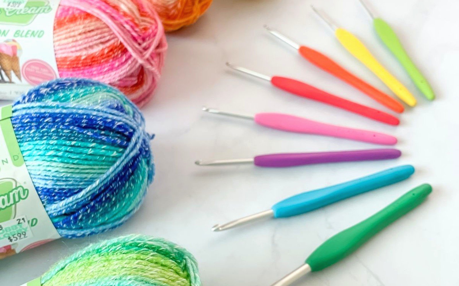 Clover Crochet Hook: Amour Product Review